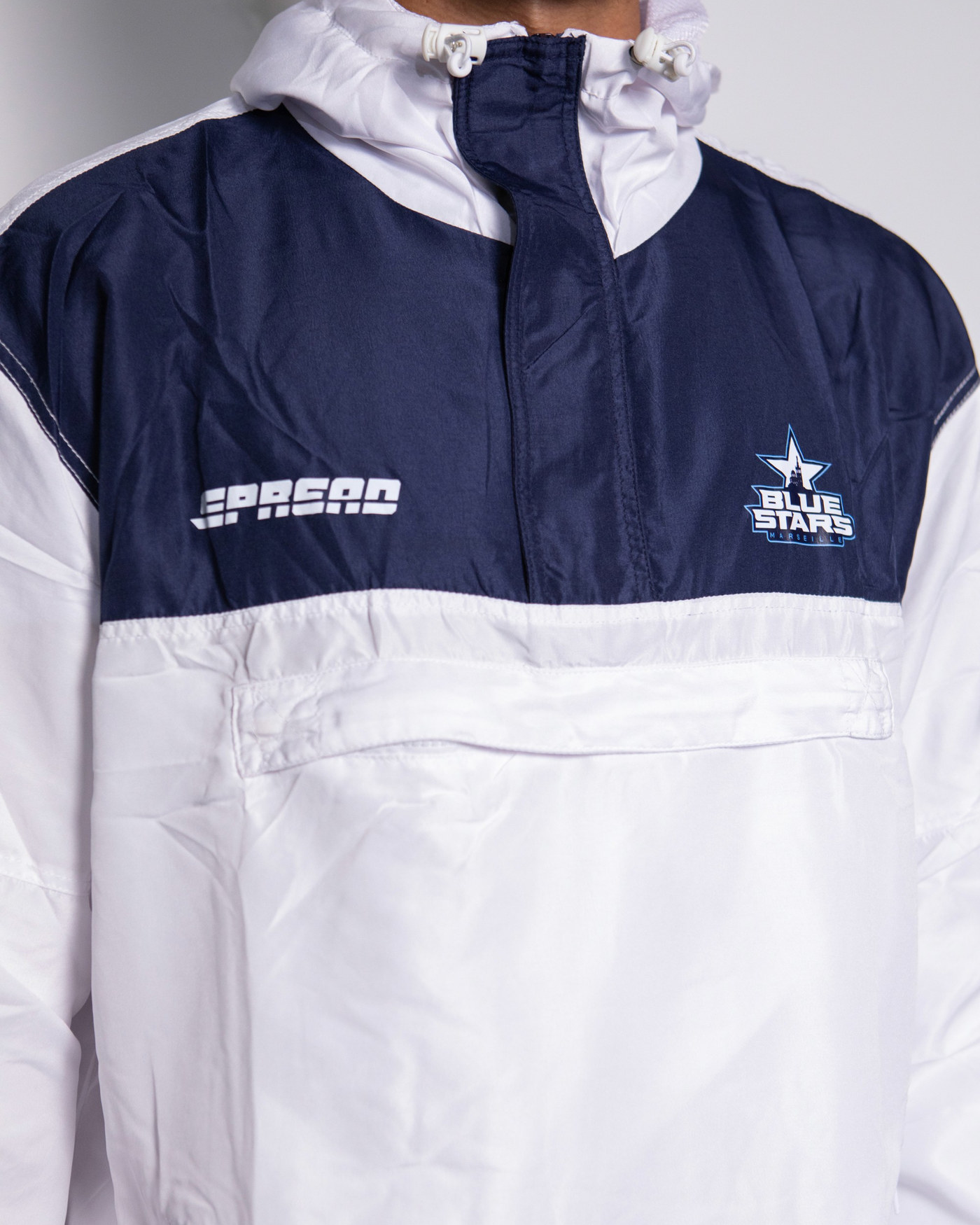 Windbreaker - White/Navy